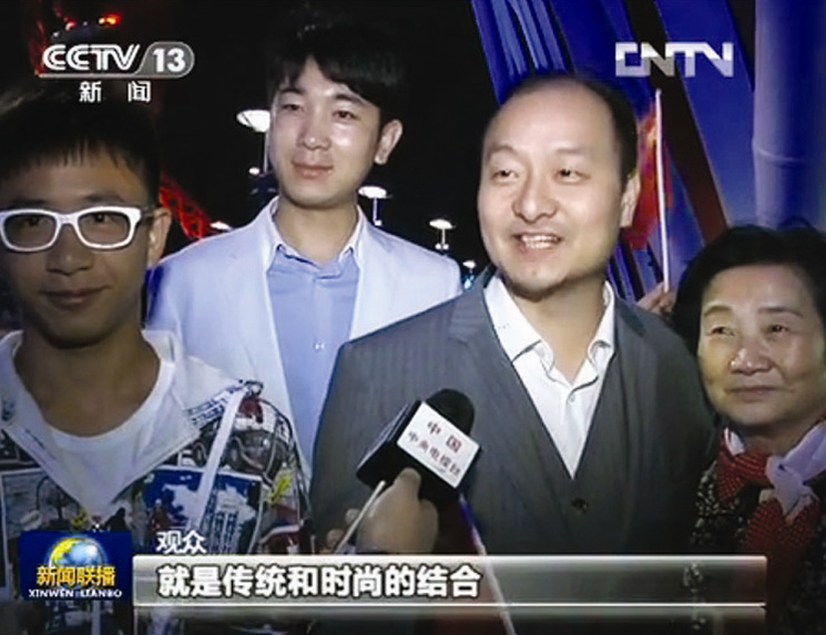 胡智荣在伦敦奥运会接受央视采访